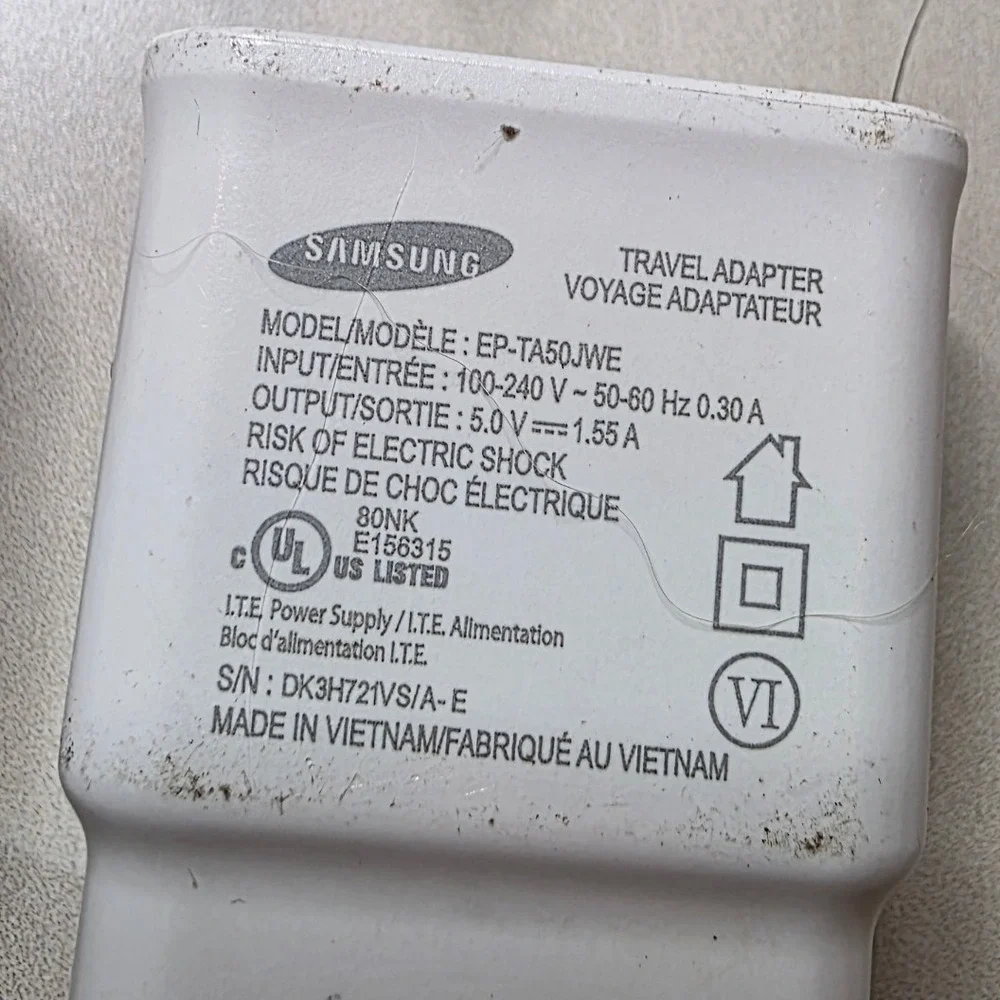 Samsung Wall Charger Lot‎ 8 Adapter Blocks EP-TA20JWE EP-TA50JWE 3 USB Cables Z4
